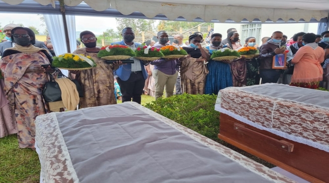 Gakenke: Imibiri 315 y’abazize Jenoside yakorewe Abatutsi yashyinguwe ...
